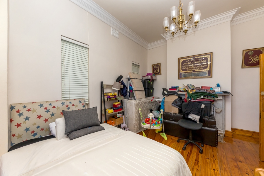 8 Bedroom Property for Sale in Walmer Estate Western Cape